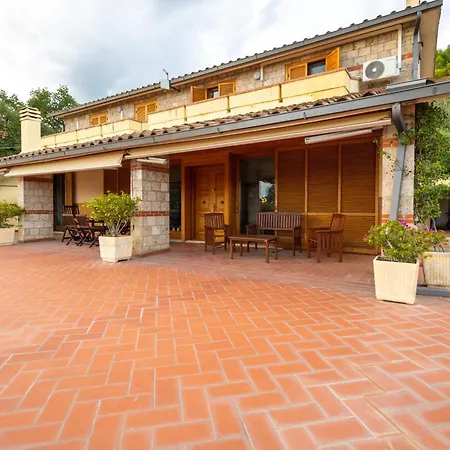 Vento Tra Gli Ulivi * Terni